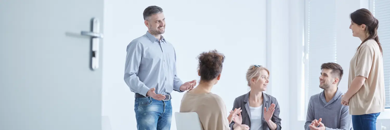  Glückliche Menschen nach der Therapie